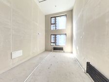 龙湖锦璘原著 2室2厅 40平可以做两层 共80平