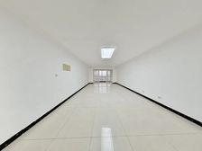 创新路2号院 大平层 电梯 价可议 看房随时 大三居