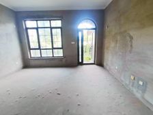 中海联排别墅 钥匙房 次新房 密度低 满五 急售