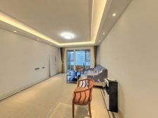 急,精装修南北普通住宅124.1平米急售,看房随时