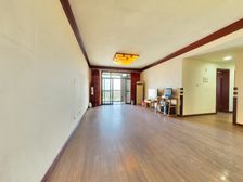 盛世草堂视野好带阳台停车方便诚心出售