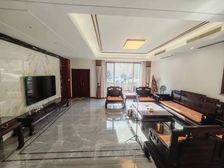 市政府后花园 翠堤别墅 房主精装短住 带前后院 随时可以看房