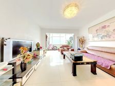 鹿鸣小区 3室2厅 142.96平