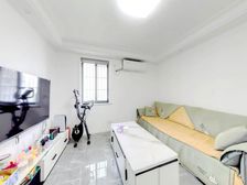 三梯队龚小,精装一改二,拎包入住,带固定车位,花园位置采光好