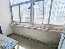 四里营小区 南北通透 近医院 出行方便 楼层好 正规商品房