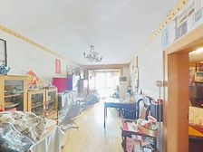 四开间朝南,+进,才北,送大露台,位置安静。