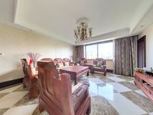 中海紫御观邸 3室2厅 215.83平