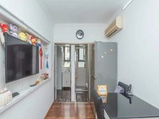 出国 急.售!精装修全送!全屋定制家具!户型南北通透!