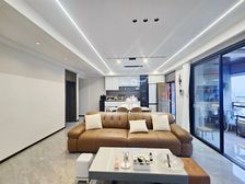 新上!急售!电梯入户 板式洋房 豪华装修 近地铁 价格乡音!