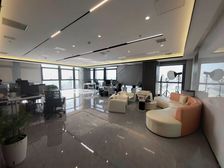 高新三期 核心商务区精装修拎包入住地铁口1500低价出租