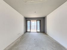 德奥悦东方 三室两厅 随时看房 纯毛坯 中间楼层