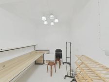 DT口:新上房源:业主诚心出售:精装修: