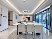 天府一街,次新小区,国际公立 ,全新精装,大平层,可大刀