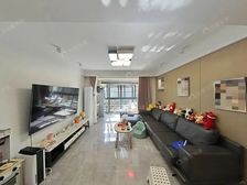 几十万精装修,两个卫生间,中低楼层,园西加华夏