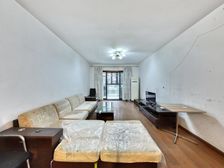 青山绿庭二区一楼带花园 户型方正 房东诚心出售