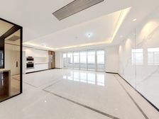 万象府 3室2厅 183平