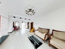 橙翠园 精装修大三室 楼层好 采光充足 南北通透