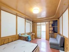 城角西路,中间楼层,户型方正,采光好,家具家电