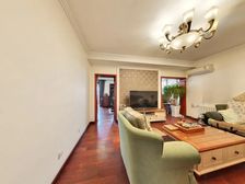 怡海花园恒泰园 南北通透复式 实用两百多 精装修 地铁万达