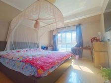 绿地21城D区(别墅) 双车位,临地铁 交通便捷 小区绿化高