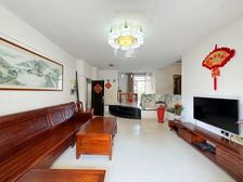 近地铁 中间楼层采光好 满五 有电梯 精装好房 正南朝向