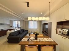 梅陇板块必看好房,精装修大两房,带固定停车位