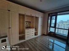 新区,隋唐植物园地铁口,3室2厅,全新精装修,双教育