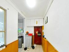 房山区燕山 杏花西里商品房 近城铁公园 诚心出售