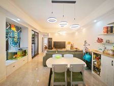 华润二十四城丶横厅丶精装修两房丶带车位丶急售