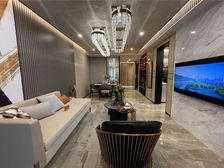 南坪城芯,小三房73万起,开发商冲量,直降10万,出门双轻轨