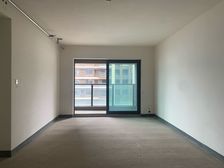 弹子石 长嘉汇五期三房185万