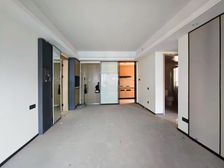 新上!金科洋房精装!数!8对面!拎包入住!来电可议价!