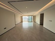 中创次新房,1梯1户大平层,南向双套房设计!带车位降价急售!