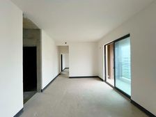 急售!曹家湾横厅三房洋房 轻轨200 纯洋房社区