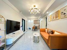 南岸区 长嘉汇四期 二房 140万