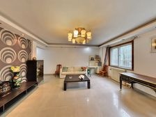 宏大南园 3室1厅 141.5平