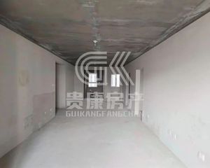 (新上房源)东湖 万达 保师 紫金山 小四居 采光好 急售