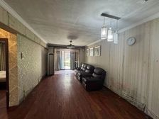 世博家园十一街坊 精装修 临地铁 满五 朝南 交通便利