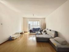 房主急售泰华万达商圈,电梯房,3室2卫,客厅朝阳,价格可议