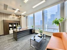 江北嘴 国金中心 行政配套楼层 户型方正 看中庭 双轻轨