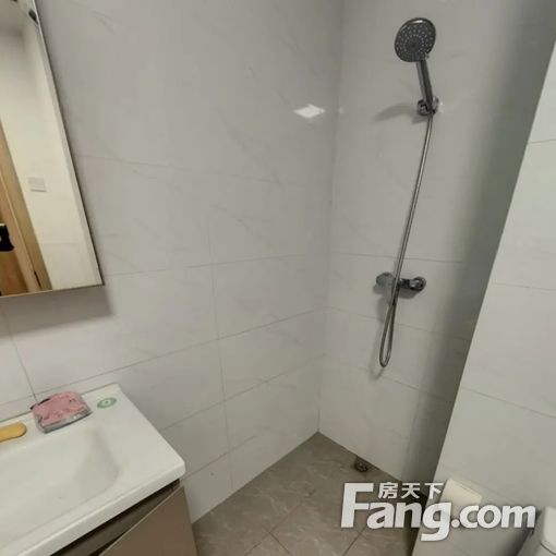 济南远大购物广场 1室1厅 55.0平米