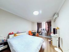 新出笋盘 黄金楼层 南北通透 精装修拎包入住 出门就是地铁口