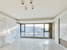  Zhengshang Fenghua must have a good room, a good location and a good floor in an emergency sale