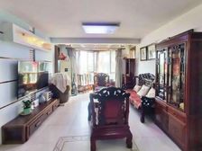 恋日绿岛满五 东西南三面环窗 全明户型