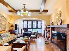 中铁逸都 洋房豪华装修 带一楼70平 花园 靠地铁