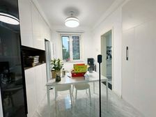 六中块 逸城雅园 精装修 南北通透 65万