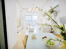 凤西路近轻轨 业主婚房急售 随时看房 精装 门口菜市场