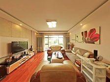 城中万达旁 5字出头(华林君邸)精装大3三房145平 东郡旁