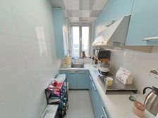 急急 南北通透 正规商品房 中间楼层采光好 医疗配套成熟