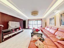 园林社区,小高层。户型方正,不临街,业主自住